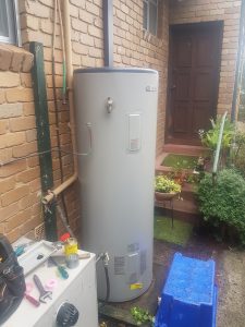 Electric Hot Water Unit Installation Essendon | Finlay Plumbing